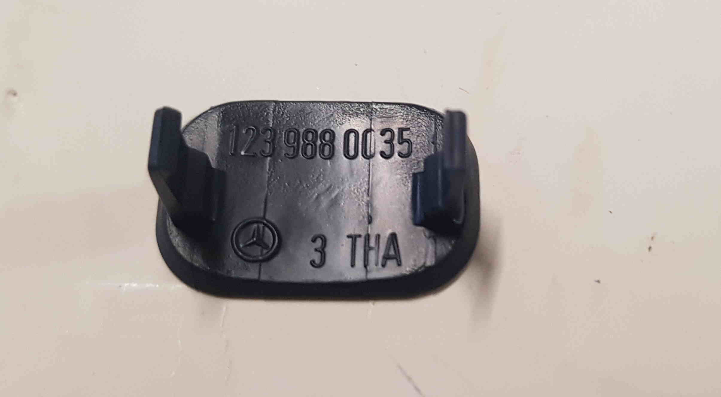 1239880035c.1
