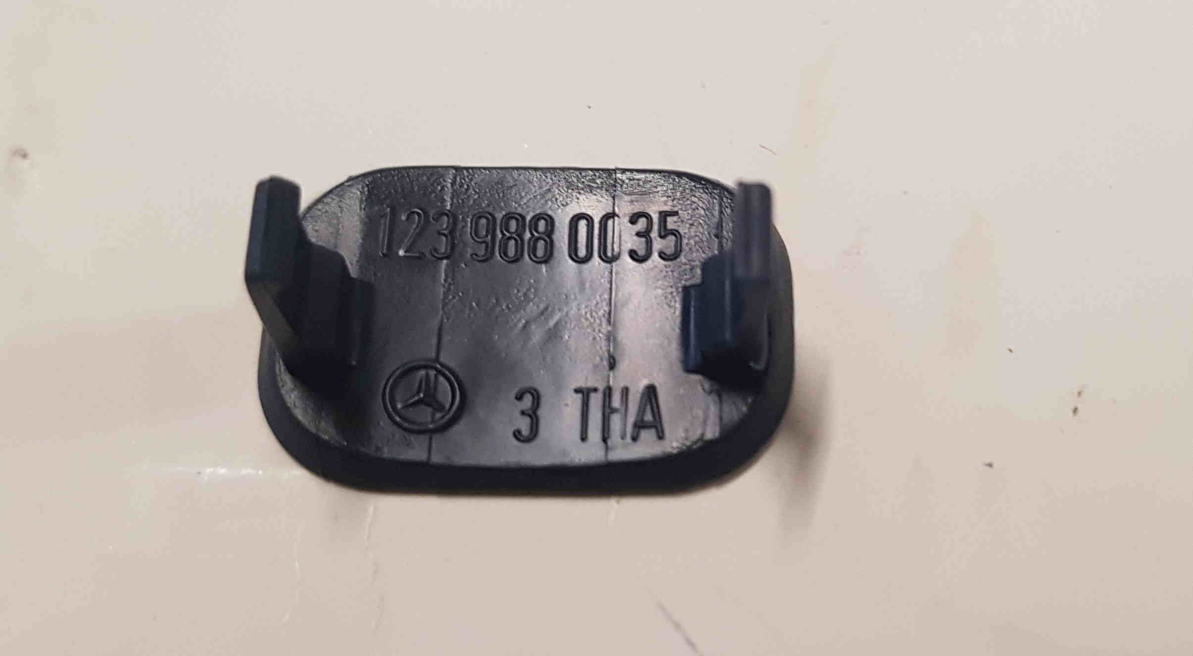 1239880035c.1