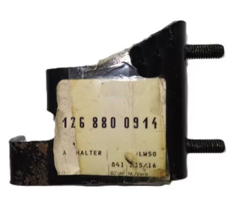 126 880 0914   Halter