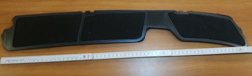 108 830 0118   Luftfilter Gitter links