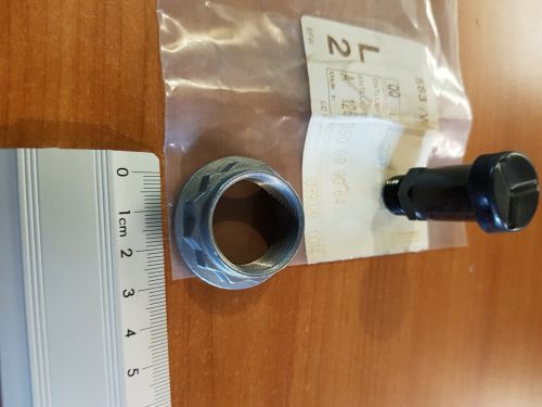 126 350 0090   Entlüfter Hinterachsmittelstück +64