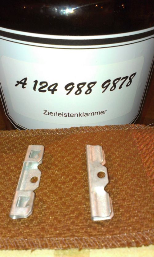 115 988 0778   Zierleistenklammer
